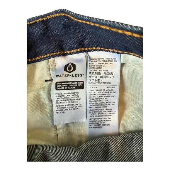 Levis 501 Jeans Mens 42x34 Blue Denim Straight Leg Button Fly Classic Fit - Picture 5 of 13